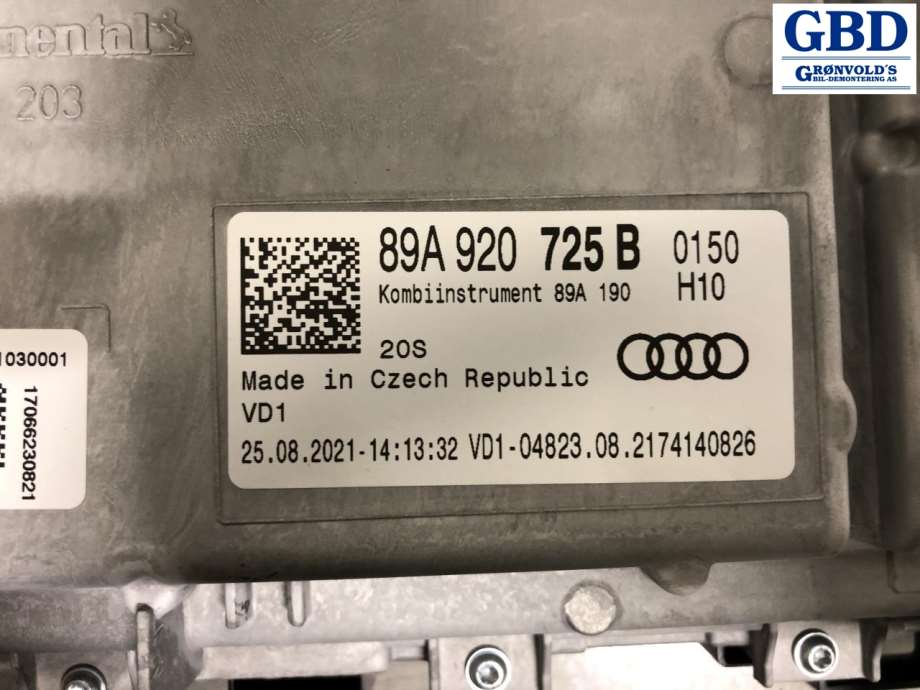 Audi Q4 e-tron, 2021- (89A 920 725 E|89A 920 725B)