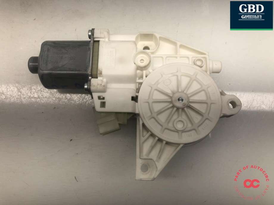 Ruteheis, kun motor, venstre foran til Mercedes C-Klasse 2007-2011 (Fase 1) (W204) (W204) (A 212 906 68 02|A 204 820 01 42|)
