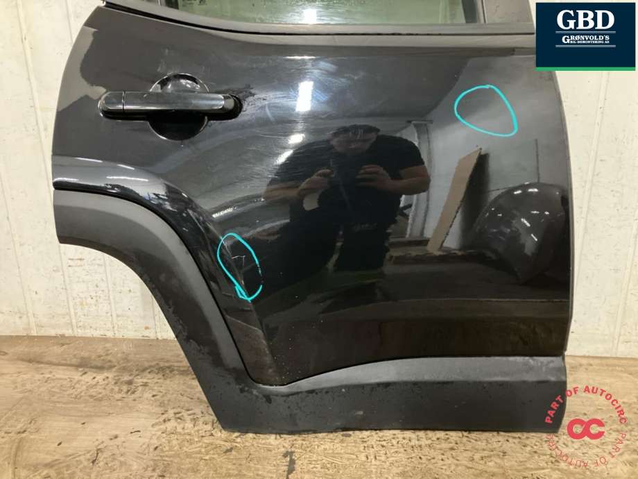 Dør høyre bak til Jeep Renegade 2014-->> (52051449|51947548|)