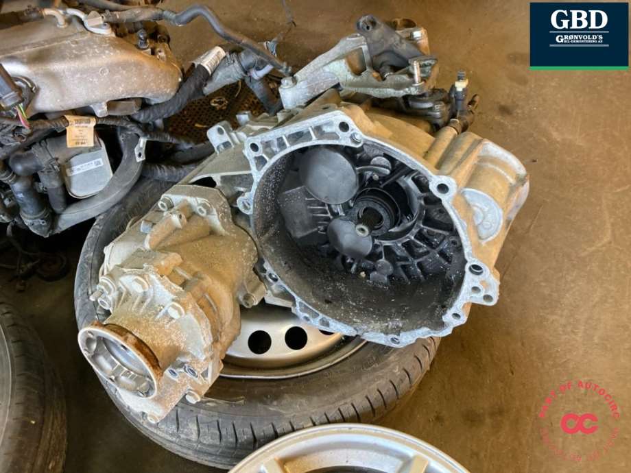 VW Caddy, 2020- (Type IV) (UMB|02Q 300 058 F)