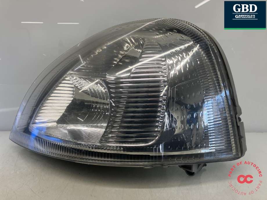Frontlykt venstre halogen til Nissan Interstar 2004-2010 (2606000QAJ|8200163516|)
