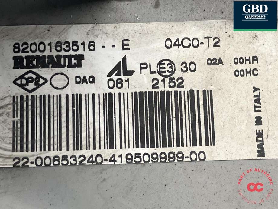 Frontlykt venstre halogen til Nissan Interstar 2004-2010 (2606000QAJ|8200163516|)