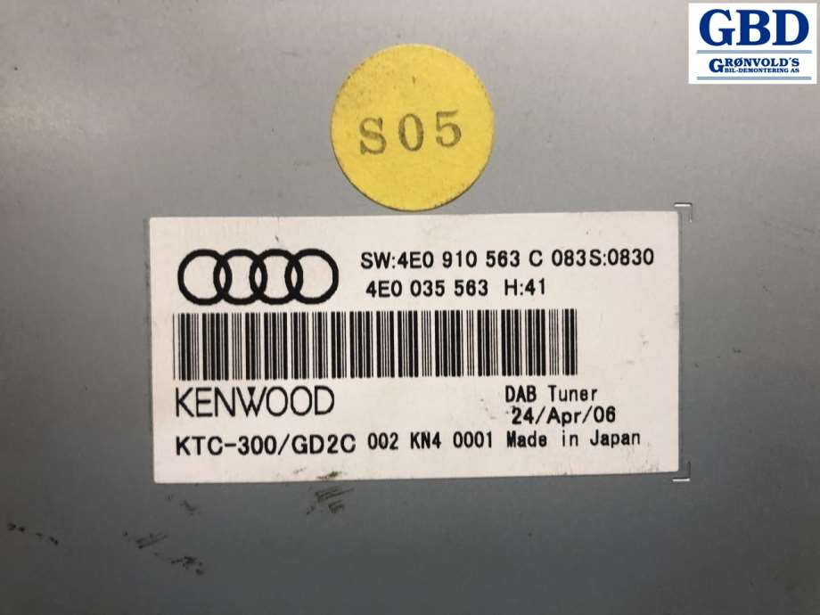 Audi Q7, 2006-2010 (Type I, Fase 1) ( KENWOOD|4E0 910 563 C|4E0 035 563)