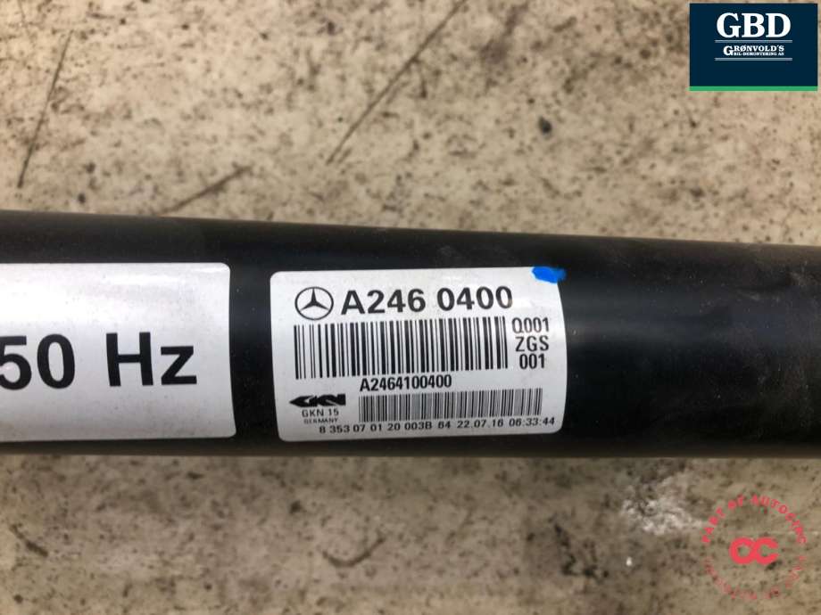 Mellomaksel til Mercedes CLA 2013-2019 (C117) (C117) (A 176 410 02 00|A 176 410 01 00|)