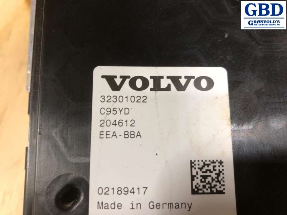 Volvo V60 / V60 CC , 2018- (Type II) (36011761|32301022)