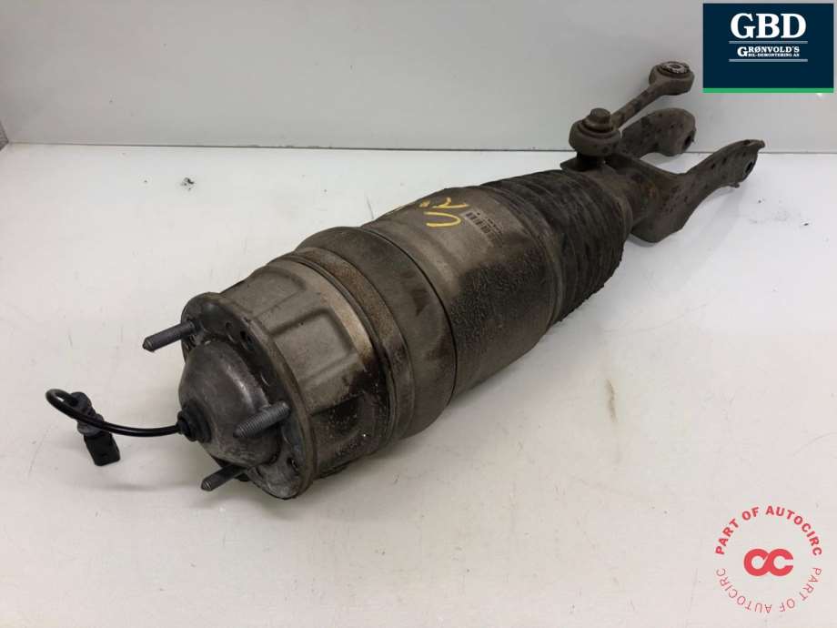 VW Touareg, 2010-2018 (Type II) (7P6 616 039 R|7P6 616 039 K)