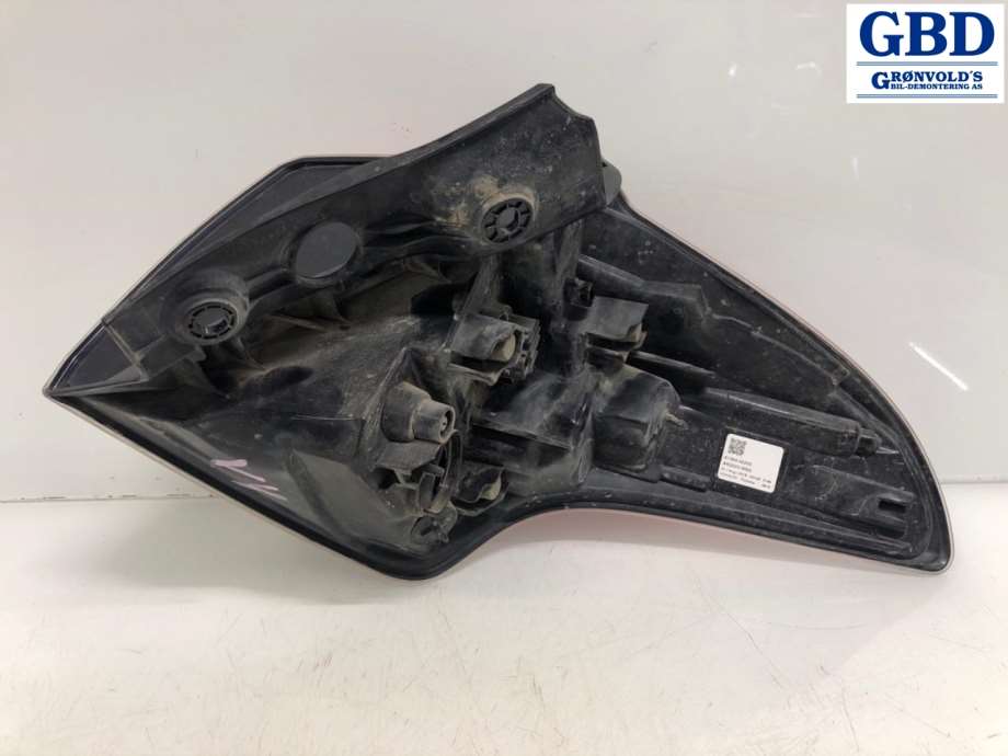 Toyota RAV4, 2016-2019 (Type IV, Fase 2) (8156142202|8156142201)