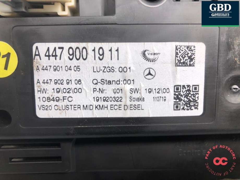 Instrumentpanel til Mercedes Vito 2014-->> (W447) (W447) (A 447 900 48 23|A 447 900 19 11|)