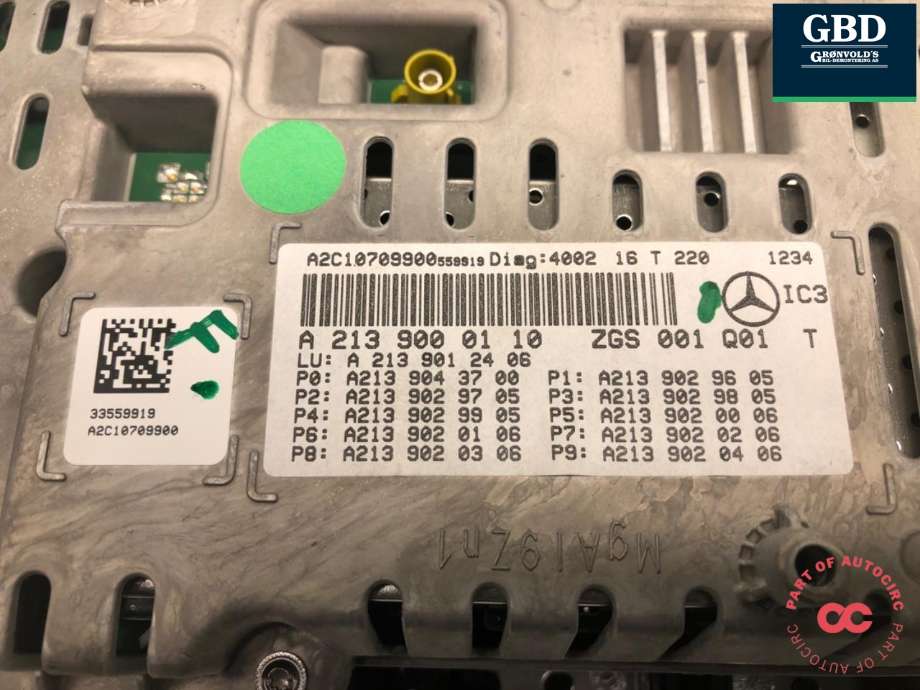 Instrumentpanel til Mercedes E-Klasse 2016-2023 (W213) (W213) (A 213 900 08 17|A 213 900 01 10|A 213 540 72 37)