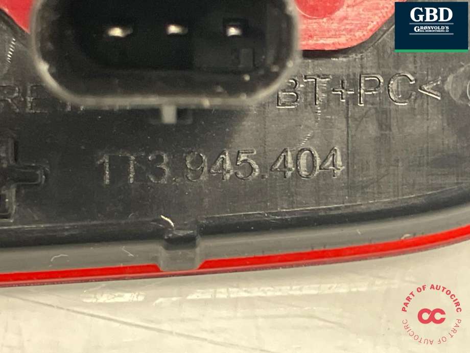 Baklykt fra støtfanger høyre til VW ID.BUZZ 2022-->> (1T3 945 702 F|)
