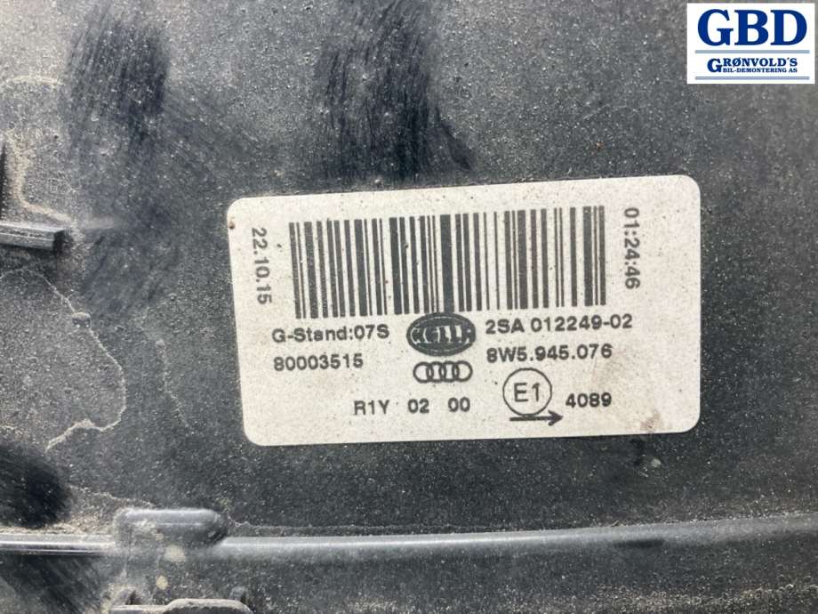 Audi A4, 2015-2019 (Type V, Fase 1) (B9) (8W5 945 076)