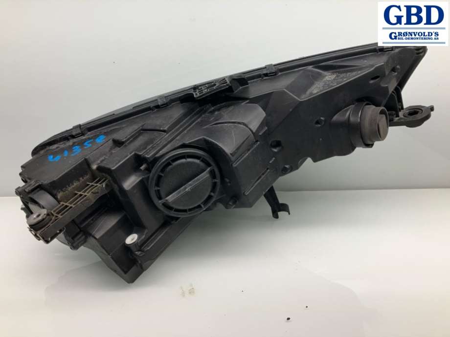 Audi A4, 2015-2019 (Type V, Fase 1) (B9) (8W0 941 043)