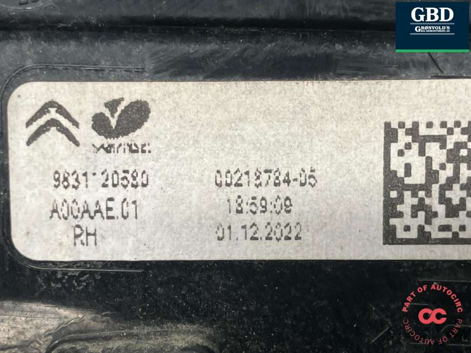 Baklykt høyre indre til Citroën ë-C4 2020-->>  (98 311 205 80|00218784-05|)