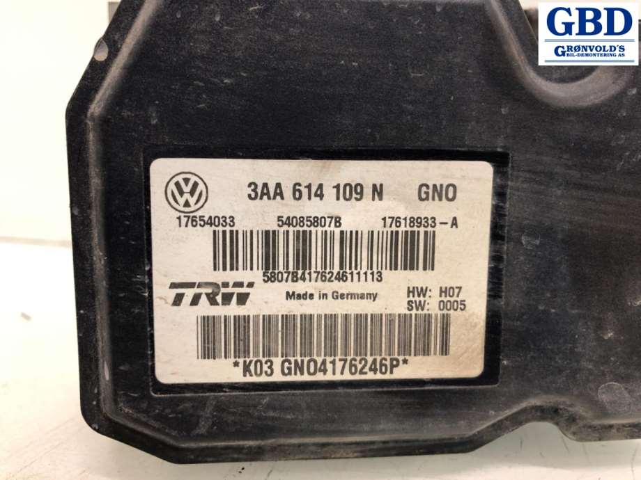 VW Passat, 2011-2015 (B7) (3AA 614 109 N)