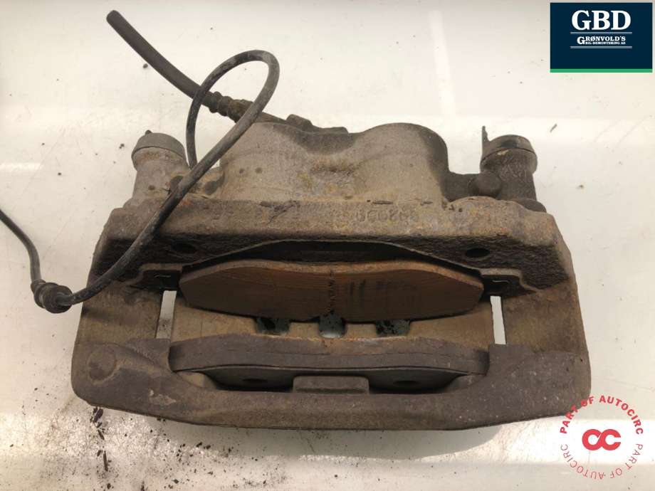 Bremsecaliper høyre foran til Mercedes Vito 2014-->> (W447) (W447) (A 447 420 85 00|A 447 420 01 83|)