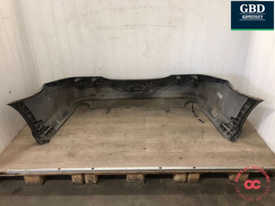 Støtfanger bak til Mercedes CLS 2004-2010 (C219) (C219) (A 219 880 06 83|A 219 880 06 83 9999|)