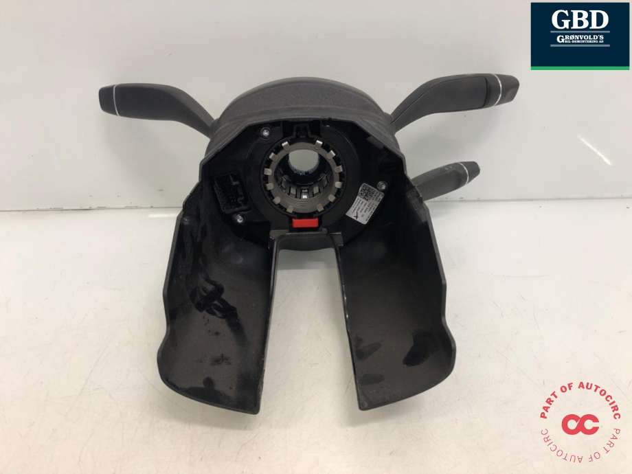 Bryter combi til Mercedes CLA 2013-2019 (C117) (C117) (A 246 900 64 20| A 246 900 26 20|A 246 900 14 18| A 246 900 58 14|A 246 900 34 11| A 246 900 52 06)