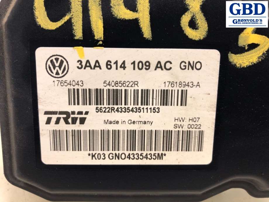 VW Passat, 2011-2015 (B7) (3AA 614 109 BM|3AA 614 109 AC|17654043)