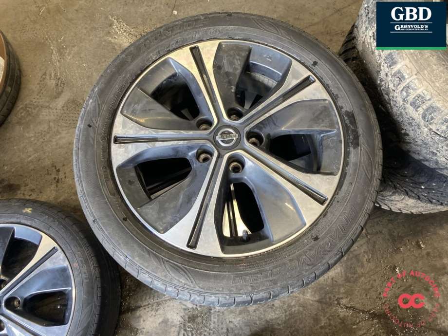 Nissan Leaf, 2018- (Type II) (DUNLOP|215-50R17|DATO 4418 | 4MM)