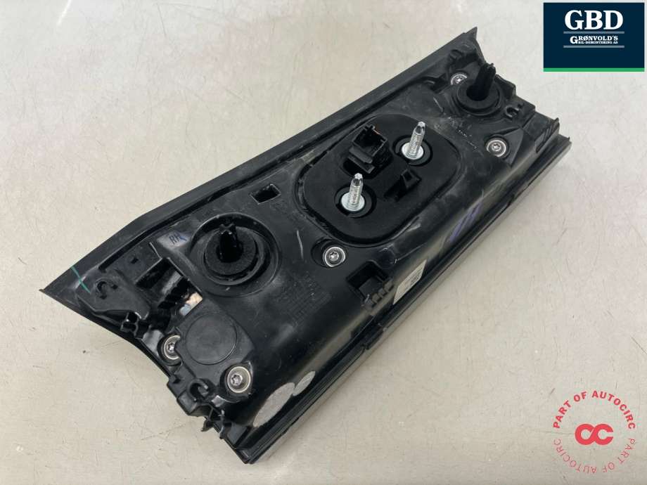 Baklykt høyre indre til Peugeot e-2008 2019-->>  (98 259 571 80|FR26950232|)