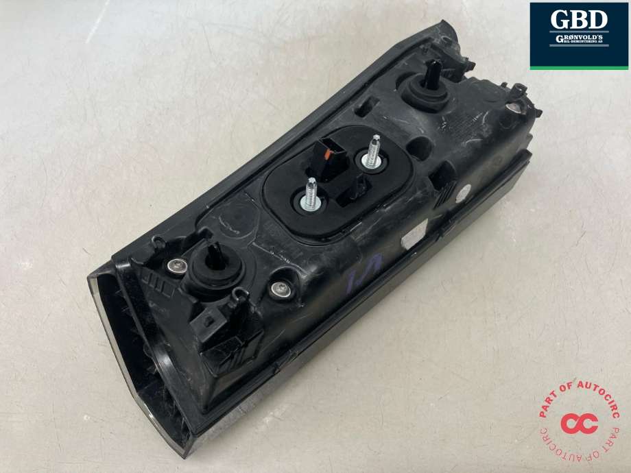 Baklykt venstre indre til Peugeot e-2008 2019-->>  (98 259 575 80|)