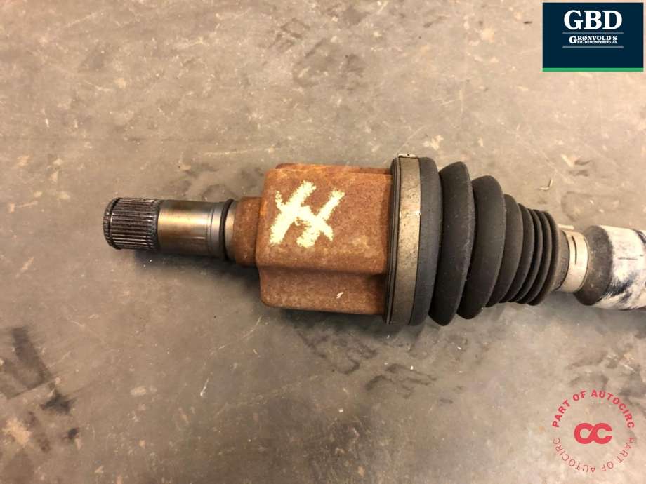 Drivaksel høyre foran, bensin/automat til Audi A3 2012-2016 (Type III, Fase 1) (5Q0 407 272 FP|5Q0 407 272 DK|5Q0 407 762 SX)