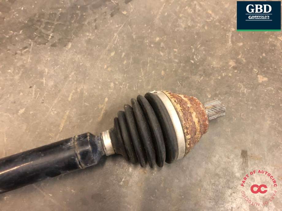Drivaksel høyre foran, bensin/automat til Audi A3 2012-2016 (Type III, Fase 1) (5Q0 407 272 FP|5Q0 407 272 DK|5Q0 407 762 SX)