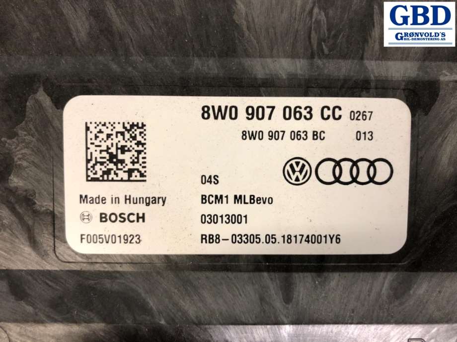 Audi A4, 2015-2019 (Type V, Fase 1) (B9) (8W1 907 064 DH|8W0 907 064 EH|8W0 907 063 CC| F005V01923)