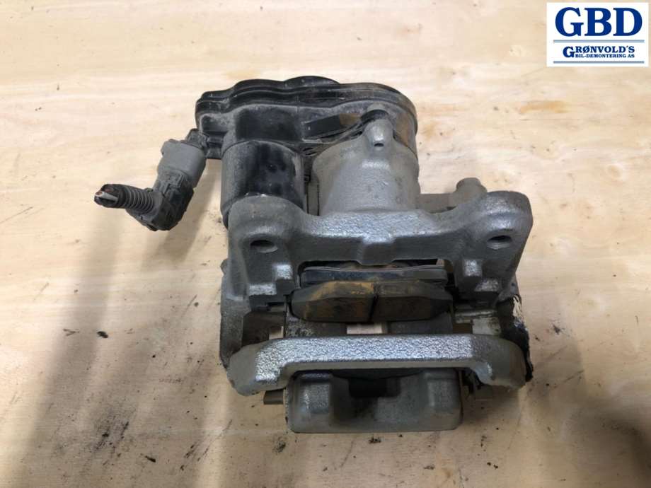 Toyota RAV4, 2019- (Type V) (4783042100|4631033010)