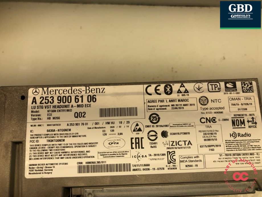 Bilstereo forsterker til Mercedes EQC 2019-->>  (A 253 900 82 07|A 253 900 61 06|)