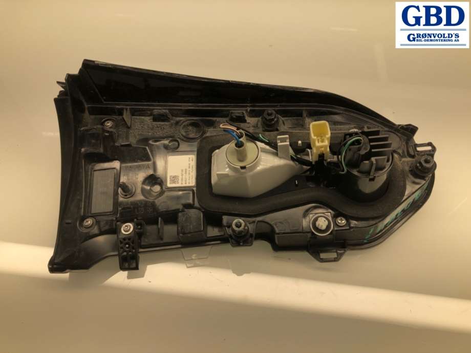 Toyota RAV4, 2019- (Type V) (8158142151|8158142150)