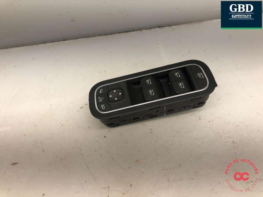 Bryter ruteheis førerdørspanel til Mercedes CLA 2019-->> (C118) (C118) (A 167 905 98 03|A 167 905 01 01|)