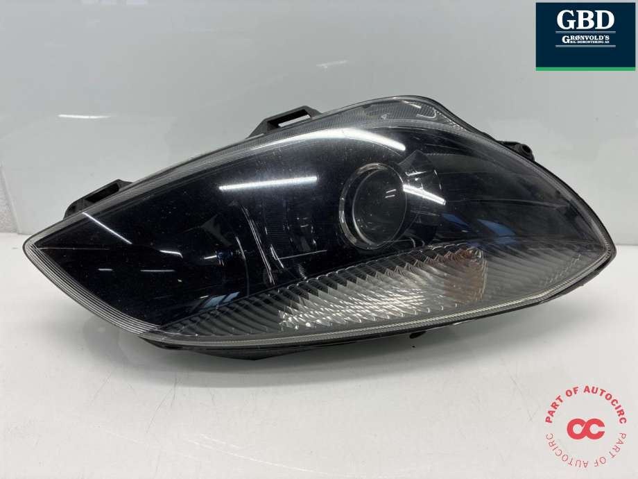 Frontlykt høyre halogen til Škoda Fabia, 2010-2014 (Type II, Fase 2) (5J1 941 018 F)