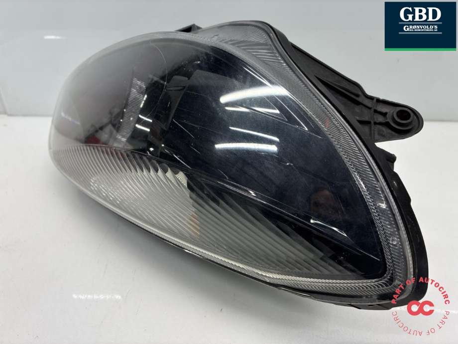 Frontlykt høyre halogen til Škoda Fabia 2010-2014 (Type II, Fase 2) (5J1 941 018 F|)
