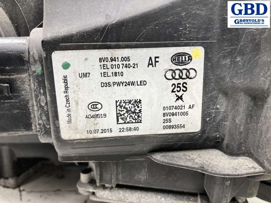 Audi A3, 2016-2020 (Type III, Fase 2) (8V0 941 043 P|8V0 941 043|8V0 941 005)