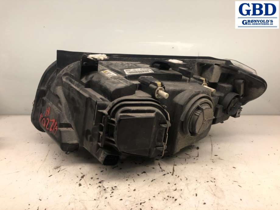 BMW X1, 2009-2015 (E84) (63 11 2 993 492|62112990008-09)