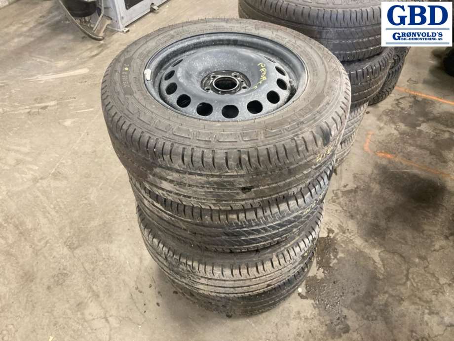 Toyota Proace, 2016- (Type II) (MICHELIN|215-65R16C|DATO 4020|7JX16 - ET46)