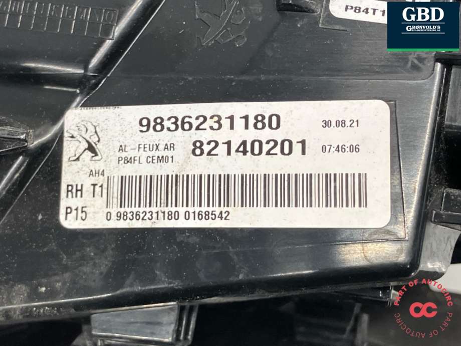 Baklykt høyre ytre til Peugeot 3008 2016-->> (Type II)  (98 362 311 80|)