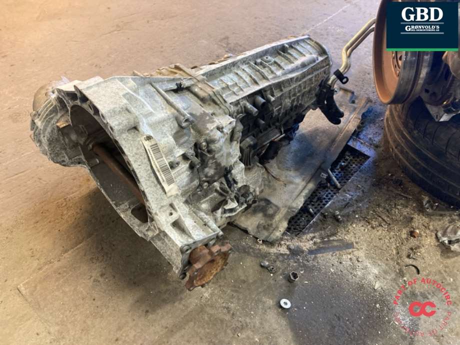 Audi A4, 2015-2019 (Type V, Fase 1) (B9) (PHQ|0CK 300 044 F)