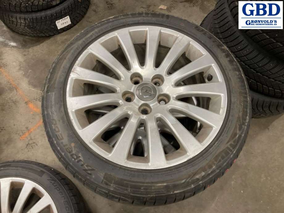 Opel Insignia A, 2009-2014 (Fase 1) (WESTLAKE|245-45R18 |DATO 5122 |5JX18 - ET42 )