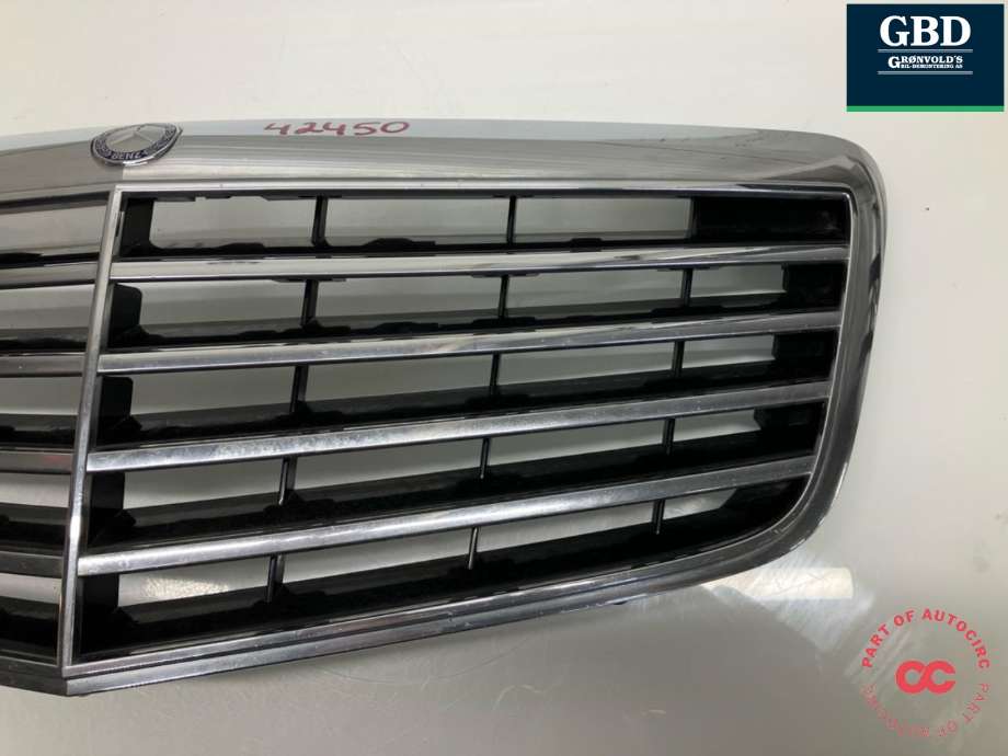 Grill til Mercedes E-Klasse 2006-2009 (Fase 2) (W211) (W211) (A 211 880 17 83|)