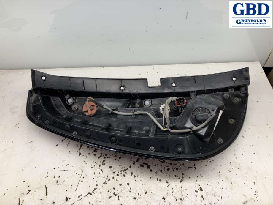 Kia Soul, 2014-2019 (Type II) (92402E 4020)