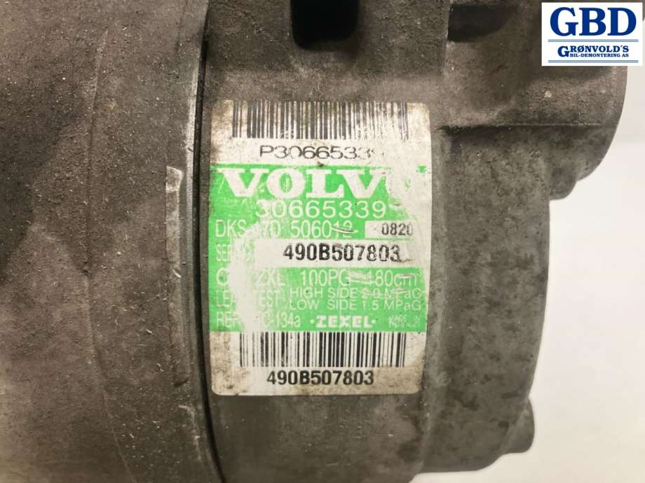 Volvo XC70, 2005-2007 (Type I, Fase 2) (36001066|30665339|DKS 17D 506012)