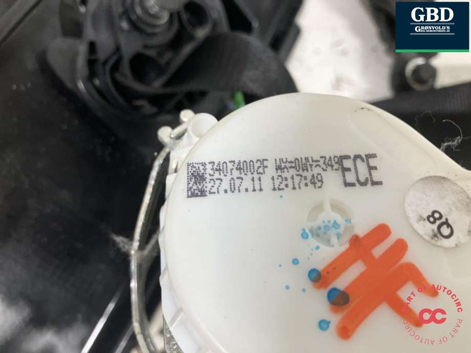 Sikkerhetsbelte foran høyre til Mercedes GLK 2008-2015 (X204) (X204) (A 204 860 98 85 9C94|A 204 860 36 86 9C94)