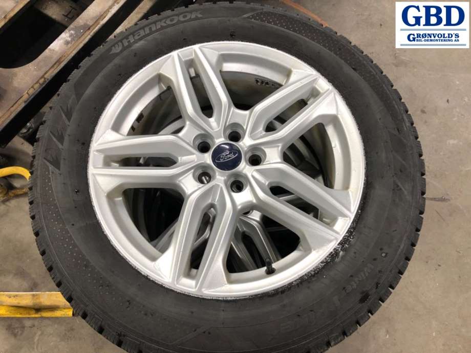 Ford Edge, 2016-2019(|235/60R18 PIGGDEKK)