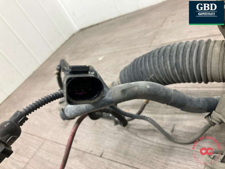 VW Passat, 2011-2015 (B7) (3AB 423 050 M|3AB 423 061 M)