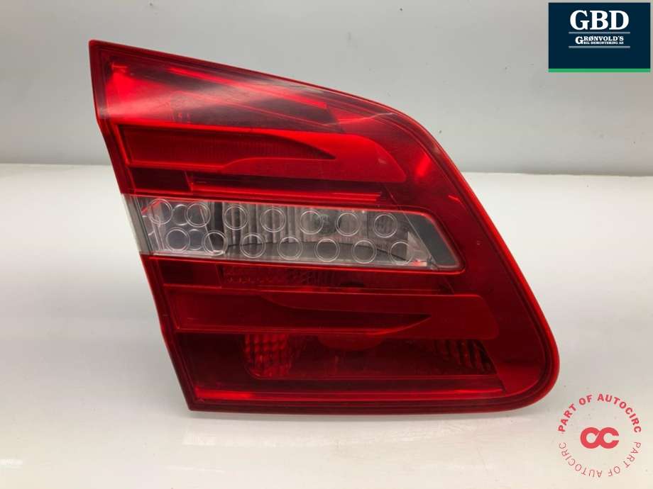 Baklykt venstre indre til Mercedes B-Klasse 2011-2018 (W246) (W246) (A 246 906 63 00|)