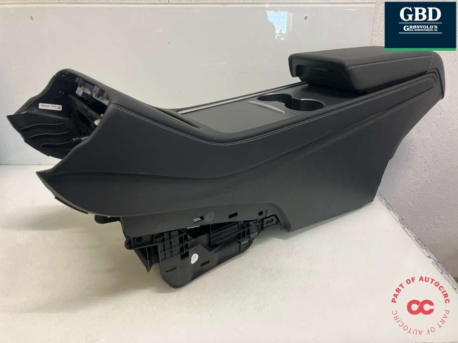 Midtarmlene foran til Tesla Model Y 2021-2024 (Type I) (1755503-72-C|1755503-02-G|1880003-00-A)
