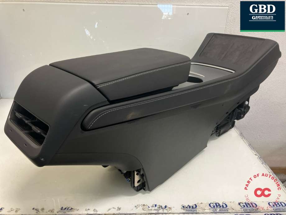 Midtarmlene foran til Tesla Model Y 2021-2024 (Type I) (1755503-72-C|1755503-02-G|1880003-00-A)