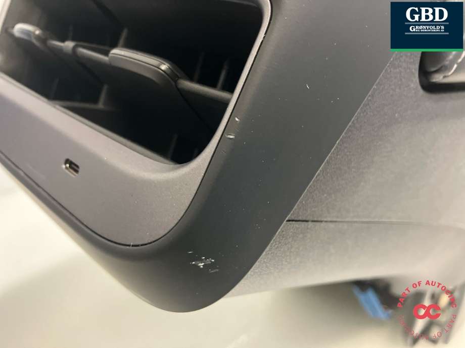 Midtarmlene foran til Tesla Model Y 2021-2024 (Type I) (1755503-72-C|1755503-02-G|1880003-00-A)